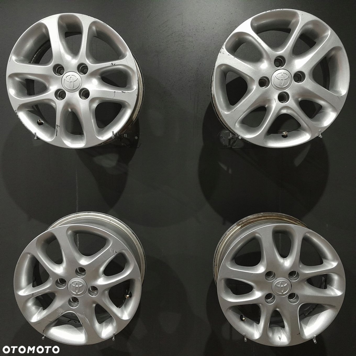 Felgi 14 4x100 Toyota Yaris II OE F503159-25 - 1