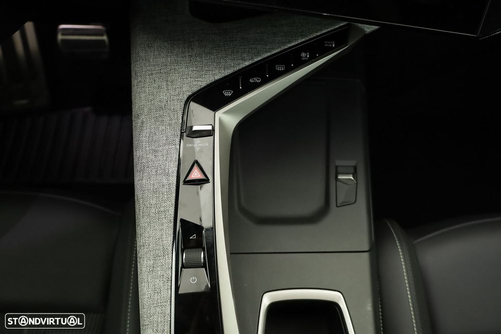Peugeot 3008 1.2 Hybrid GT e-DCS6 - 13