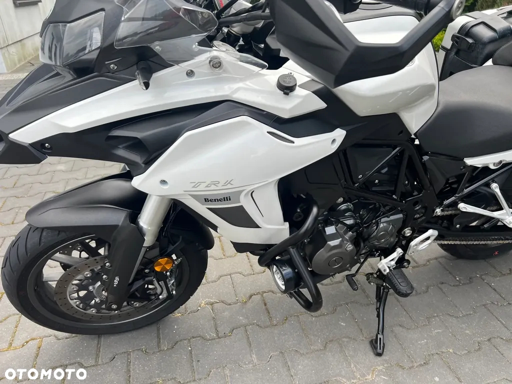 Benelli TRK 502 - 21
