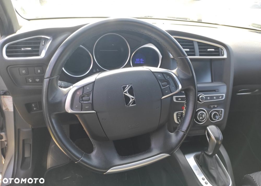 DS Automobiles DS 4 - 7