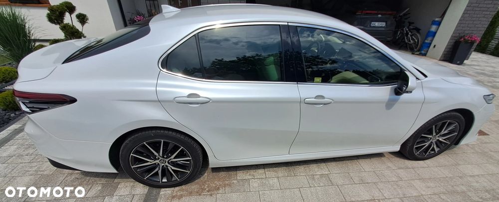 Toyota Camry 2.5 Hybrid Executive CVT - 7