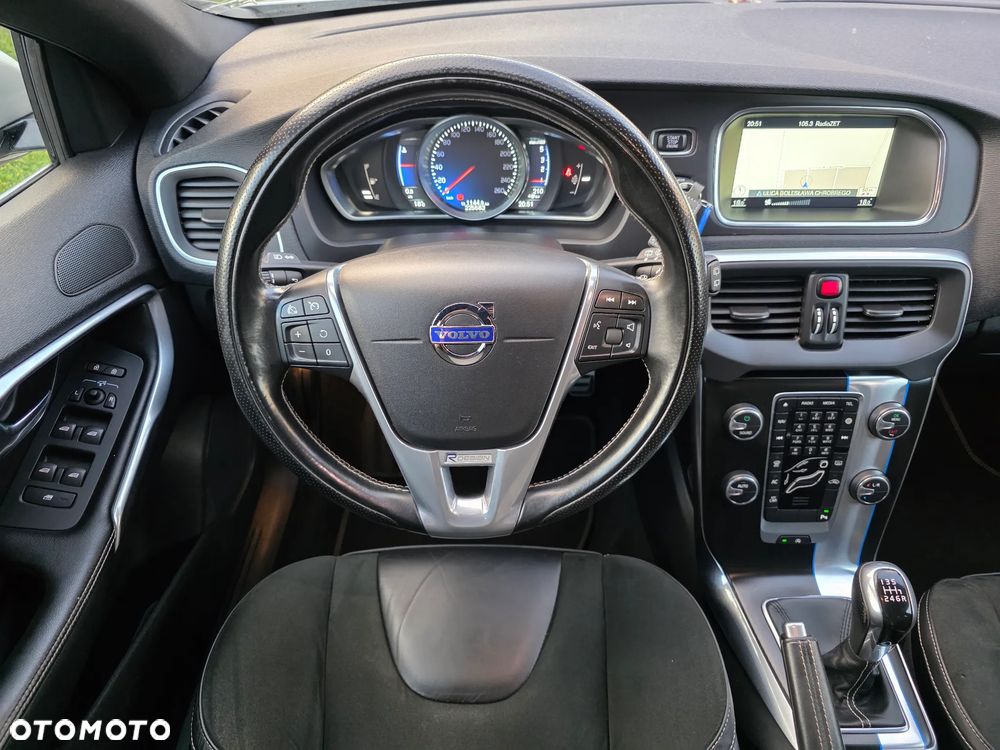 Volvo V40 D4 Drive-E R-Design Momentum - 33