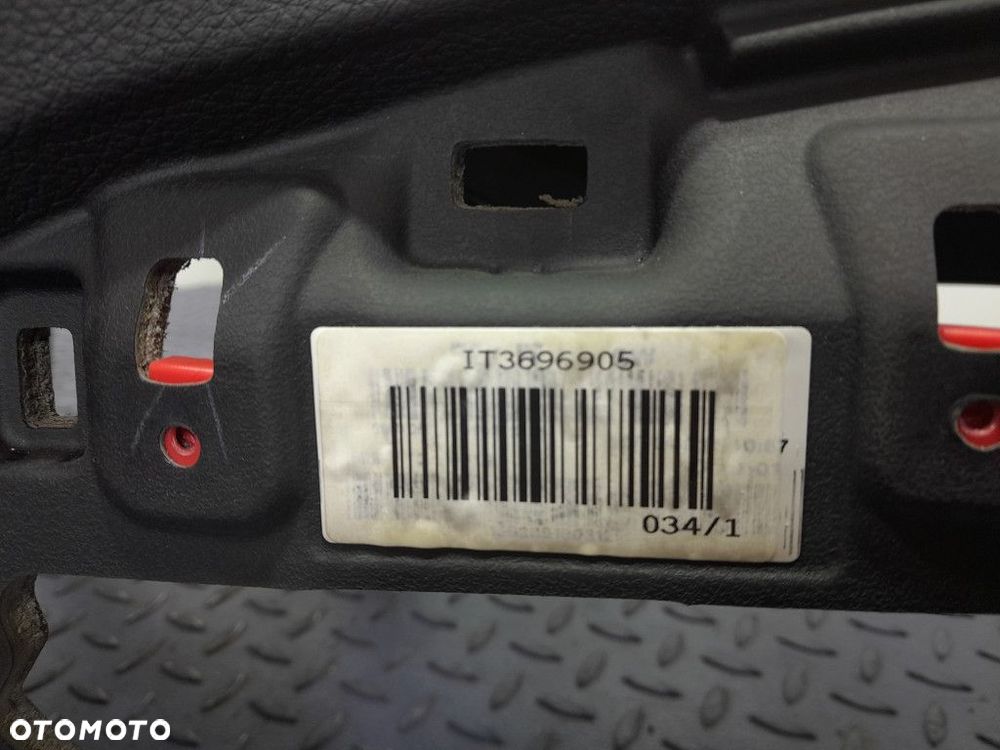 BMW 2 F22 F23 DESKA ROZDZIELCZA EU - 6