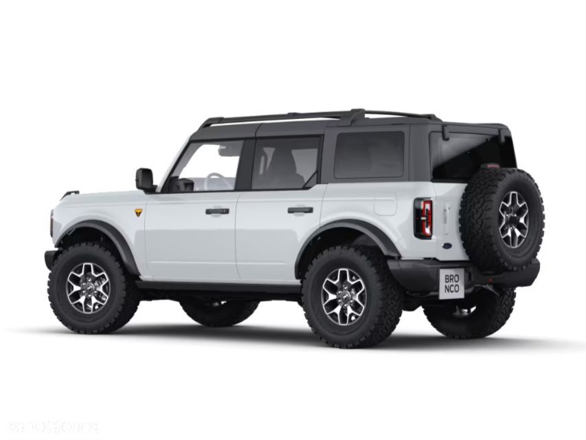 Ford Bronco - 7