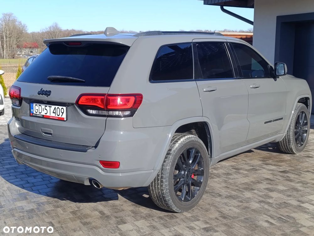Jeep Grand Cherokee - 2