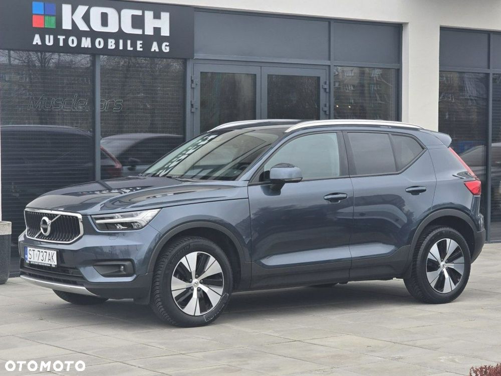Volvo XC 40 T3 Geartronic Momentum Pro - 1