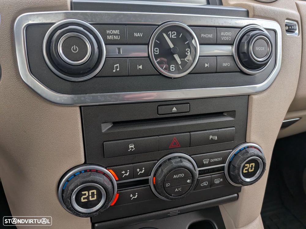 Land Rover Discovery 3.0 TD V6 HSE - 16