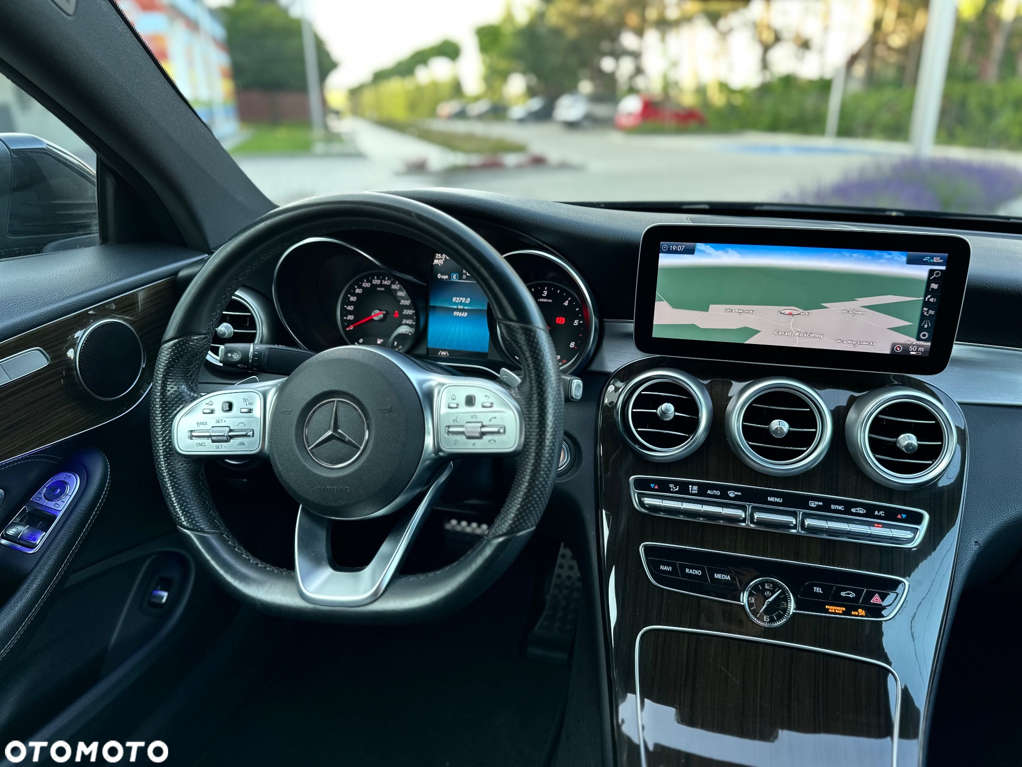 Mercedes-Benz Klasa C 300 d Coupe 9G-TRONIC AMG Line - 22