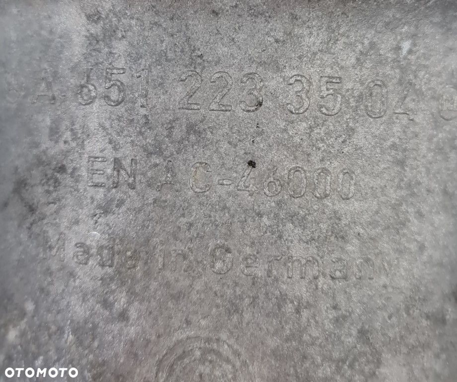 ŁAPA SILNIKA MERCEDES W212 2.2 CDI A6512233504 - 2