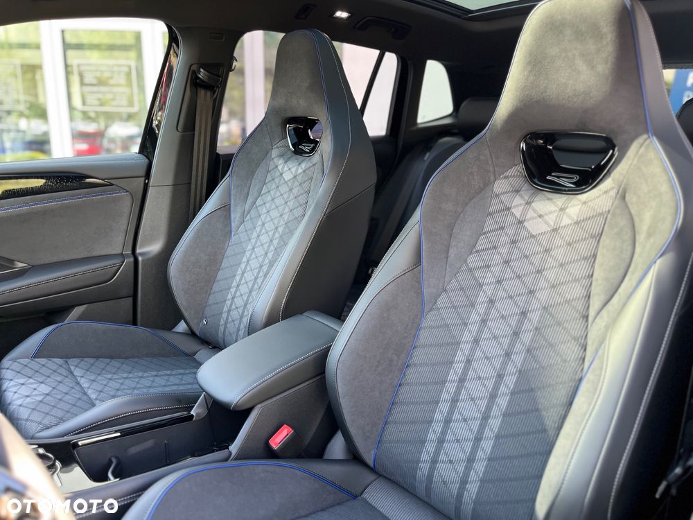 Volkswagen Tiguan 2.0 TDI SCR 4MOTION DSG R-Line - 12