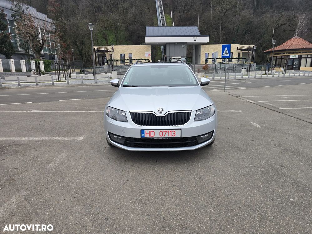 Skoda Octavia - 2