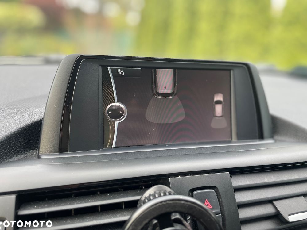 BMW Seria 1 114i - 21