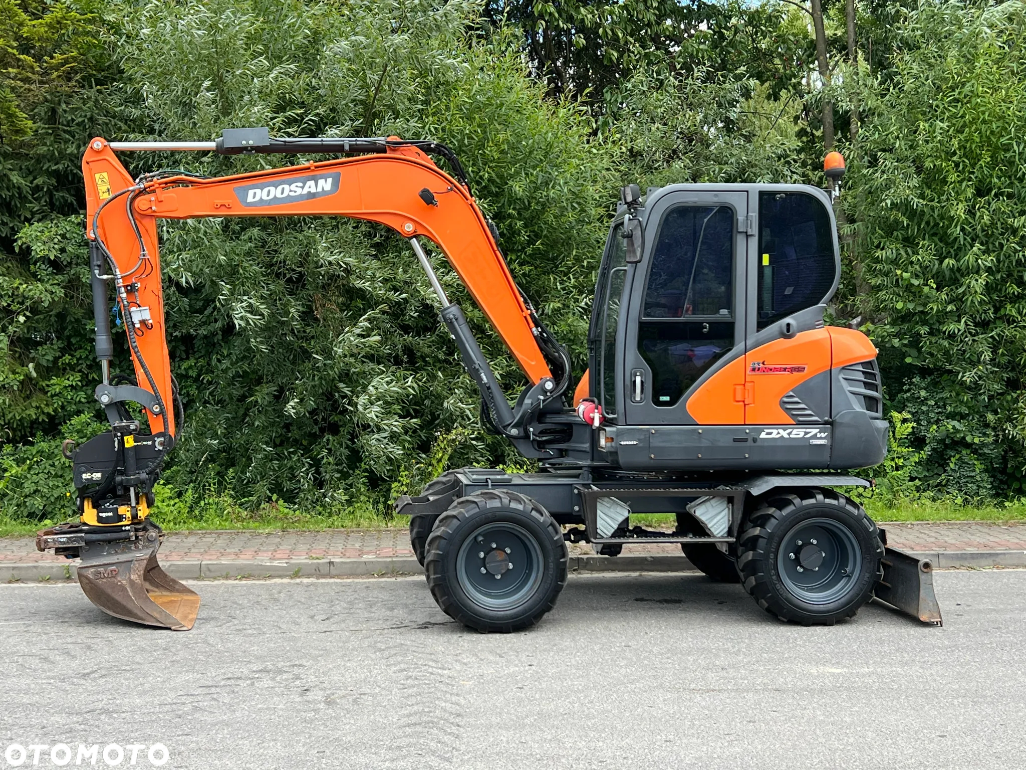 Doosan DOOSAN DX57W *ROTOTILT* 2200 Motogodzin JAK NOWA KOPARKA KOŁOWA STAN PERFEKCYJNY SPROWADZONA - 25
