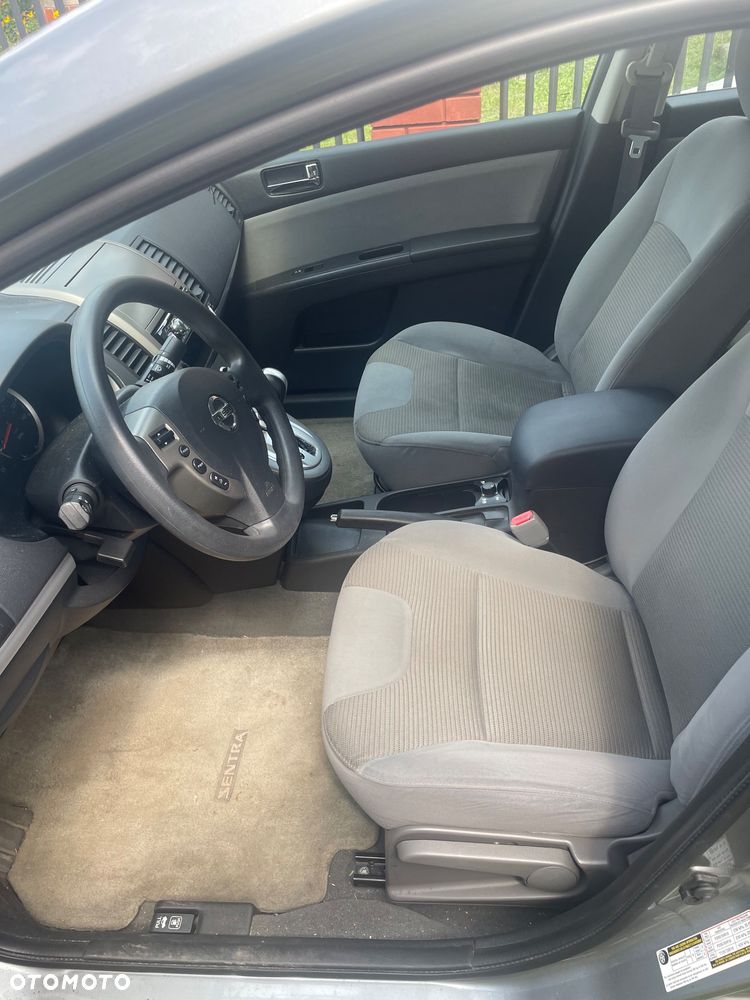 Nissan Sentra 2.0 - 5
