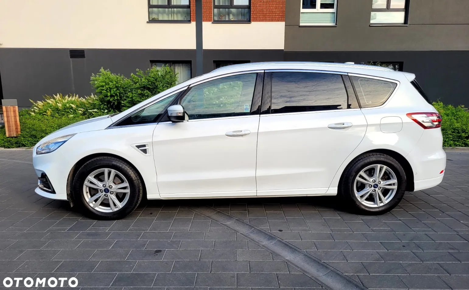 Ford S-Max 2.0 EcoBlue Titanium - 9