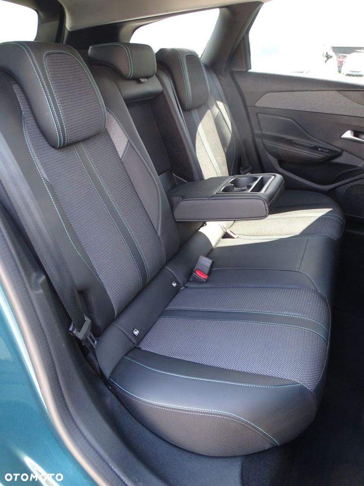 Peugeot 308 - 18