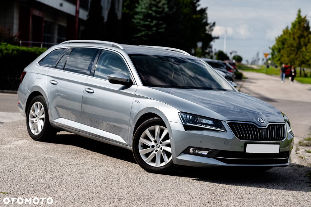 Skoda Superb 2.0 TDI 4x4 L&K DSG - 6