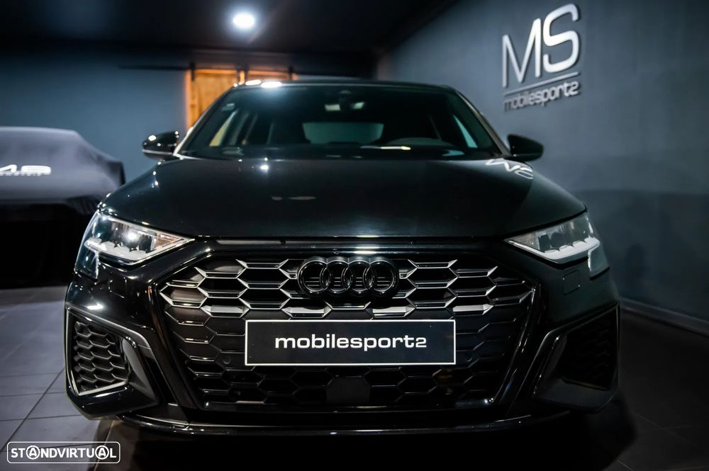 Audi A3 Sportback 45 TFSIe S tronic S line — fotografia 2