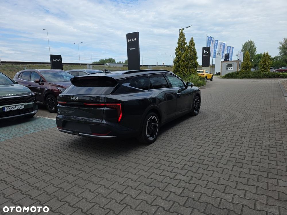 Kia K4 - 7