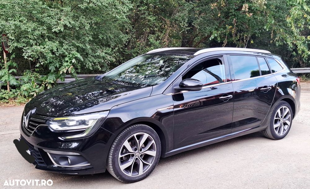 Renault Megane ENERGY TCe 130 EDC BOSE EDITION - 6