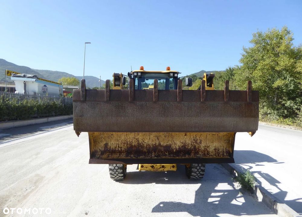 Caterpillar 432 F2 4-cylindrowy - 11