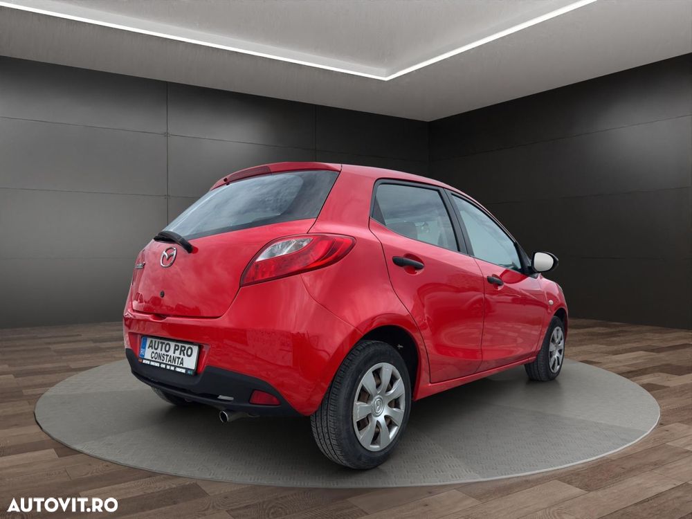 Mazda 2 - 3