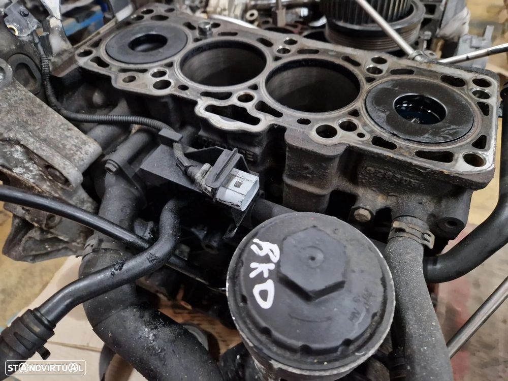Bloco armado usado BKP 2.0 TDI 140CV VW PASSAT B6 PISTÕES BIELAS CAMBOTA - 1