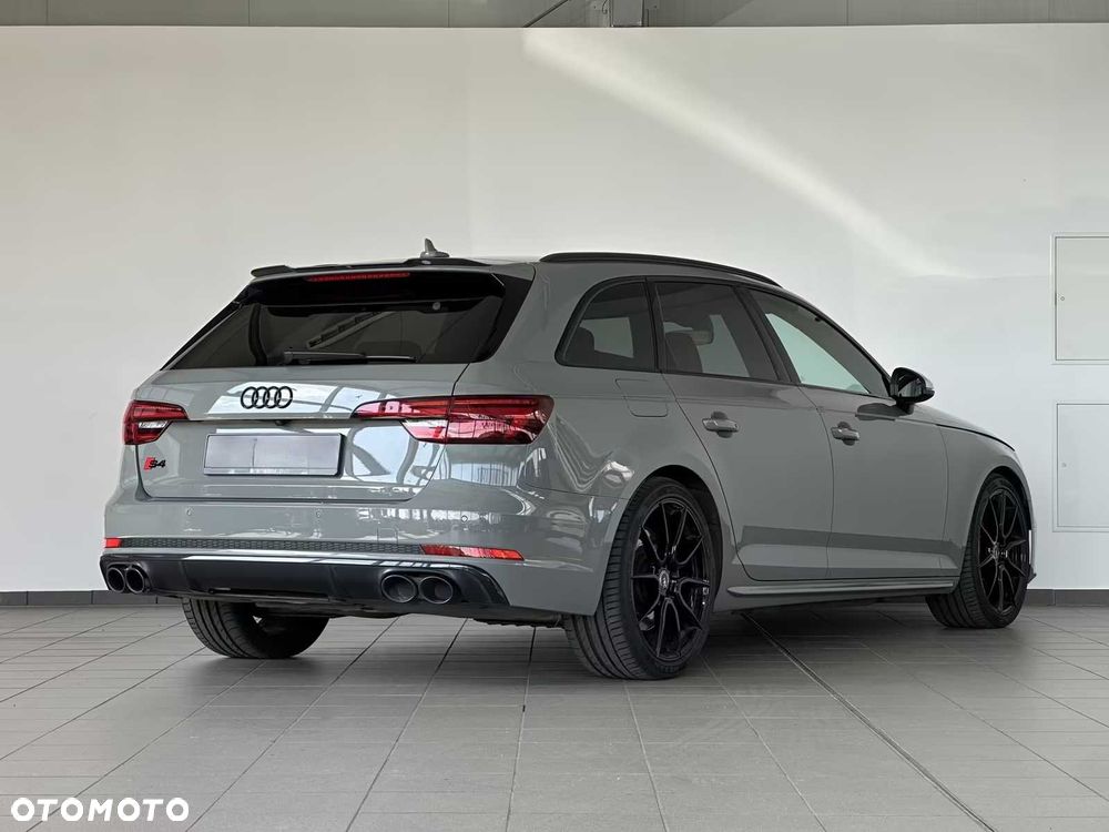 Audi S4 Avant - 5