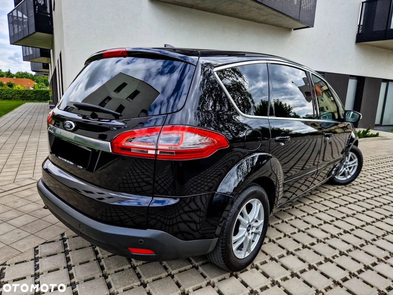 Ford S-Max 2.0 TDCi DPF Titanium X - 2
