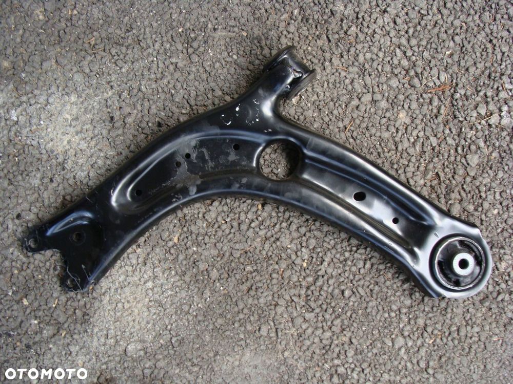 wahacz lewy audi q3 83a vw tiguan 2025r 3q0407153d - 1