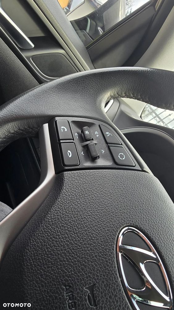Hyundai Tucson 1.6 GDi 2WD Select - 23