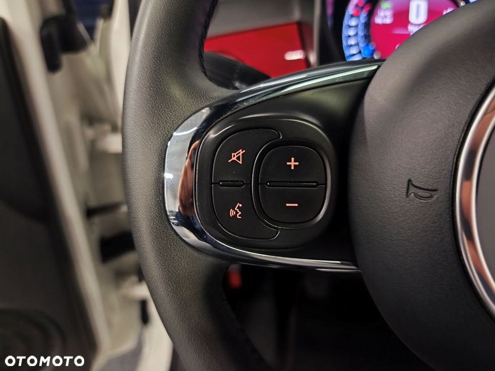 Fiat 500 1.0 Hybrid (RED) - 13