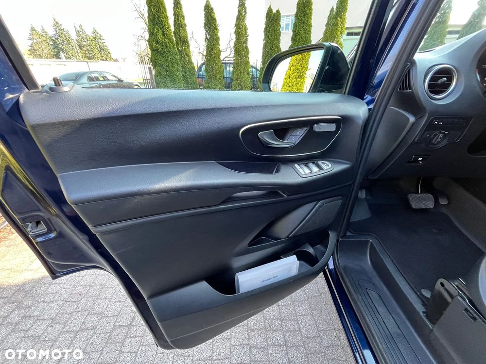 Mercedes-Benz Vito Tourer Lang SELECT - 29