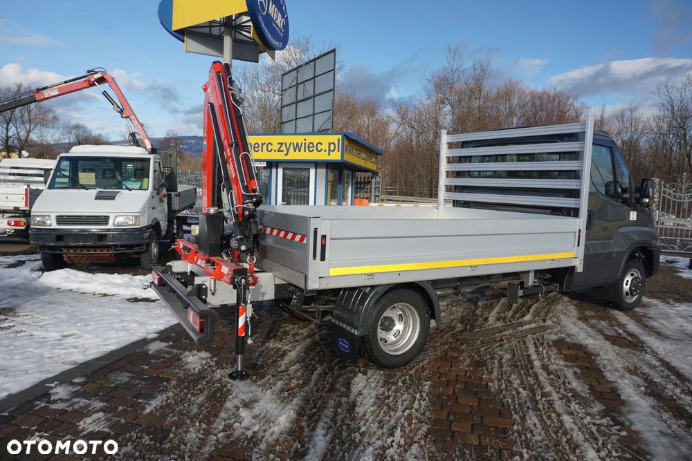 Iveco 35C14 wywrotka żuraw HDS - 18