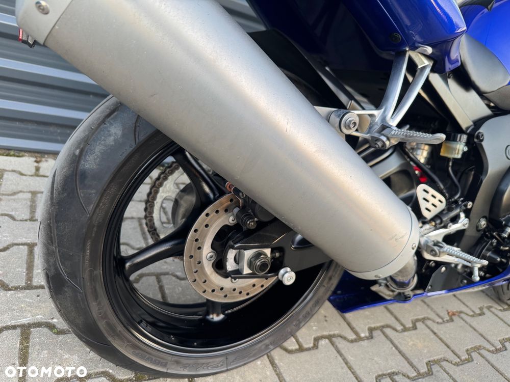 Yamaha YZF - 20