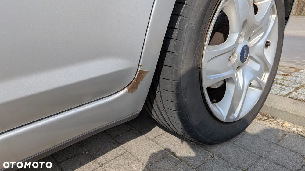 Ford C-MAX 1.6 TDCi Ambiente - 11