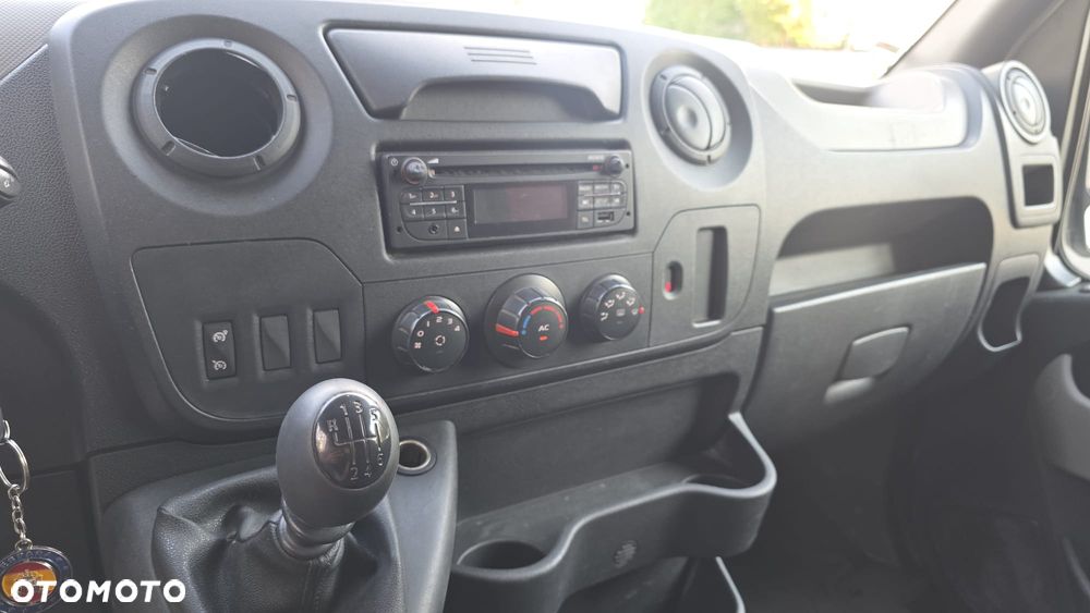 Renault Master - 11