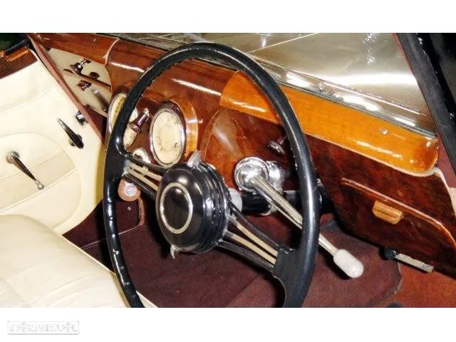 Triumph TRA 2000 - 8