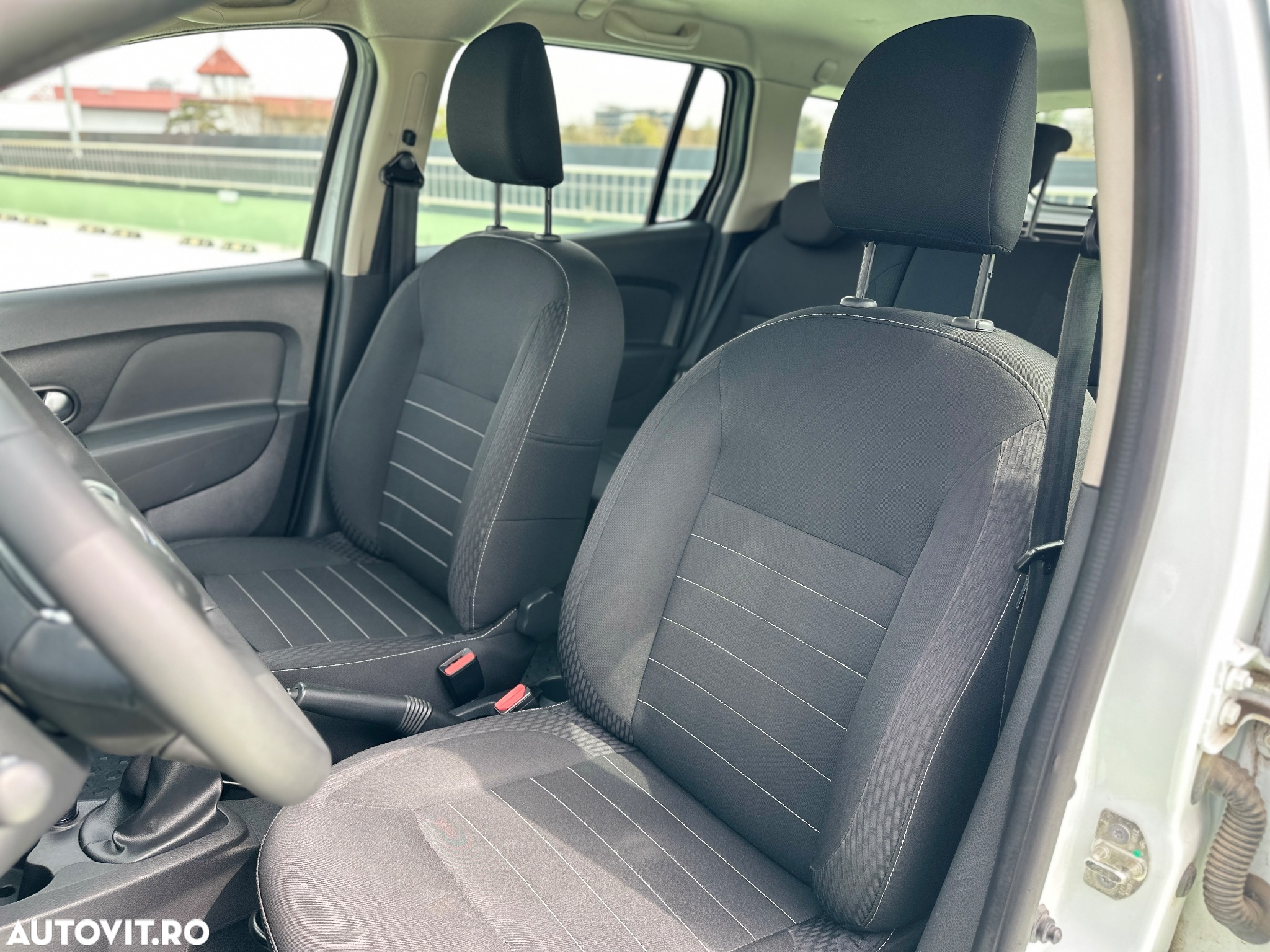 Dacia Logan MCV 1.5 Blue dCi Laureate - 11