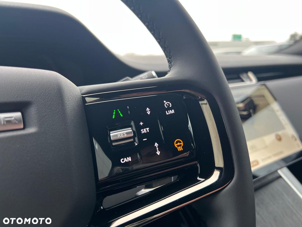 Land Rover Range Rover Evoque - 12