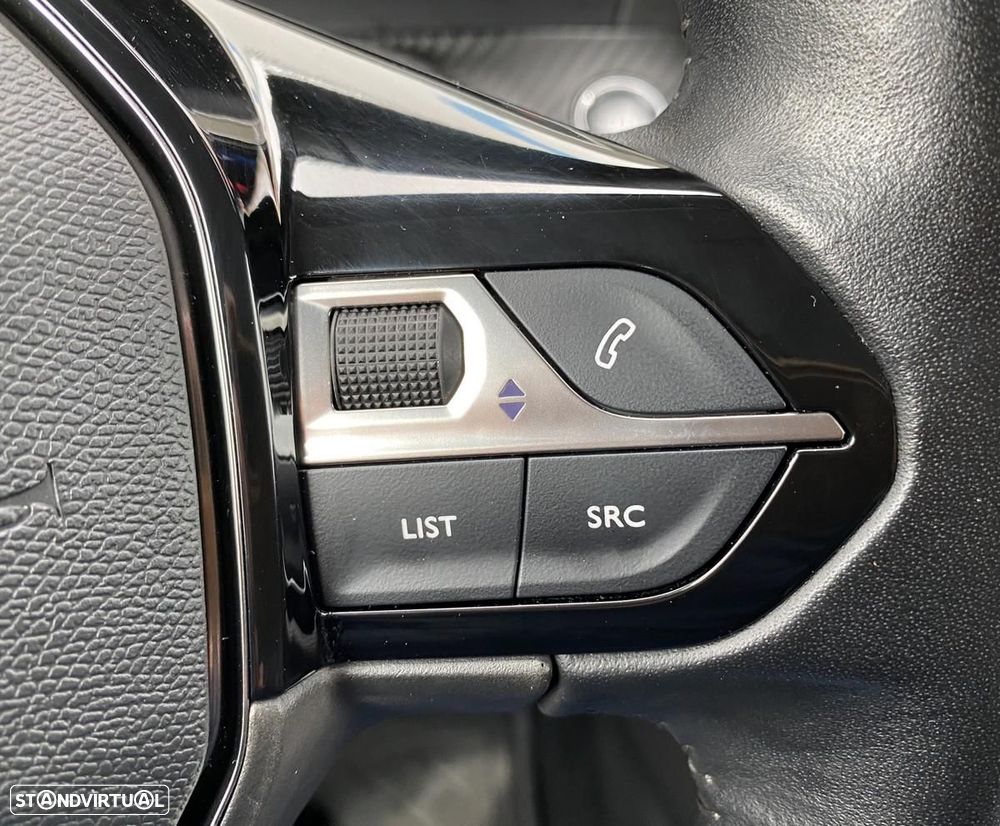 Peugeot 2008 1.5 BlueHDi Allure - 18