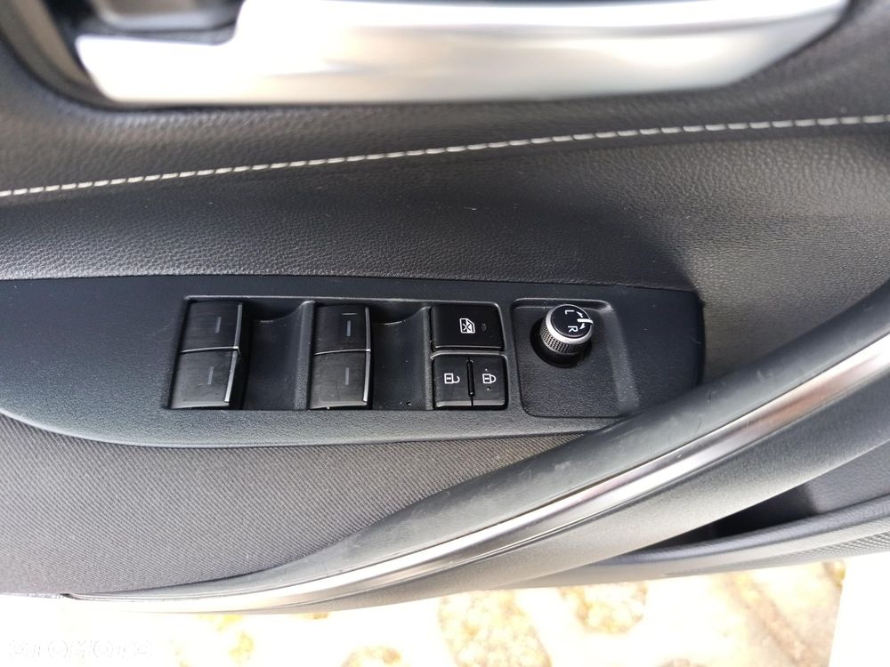 Toyota Corolla 1.2 T Comfort - 22