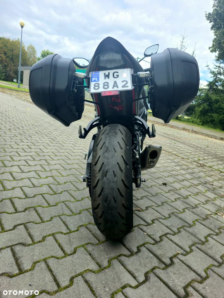 Suzuki GSX 1000 - 5
