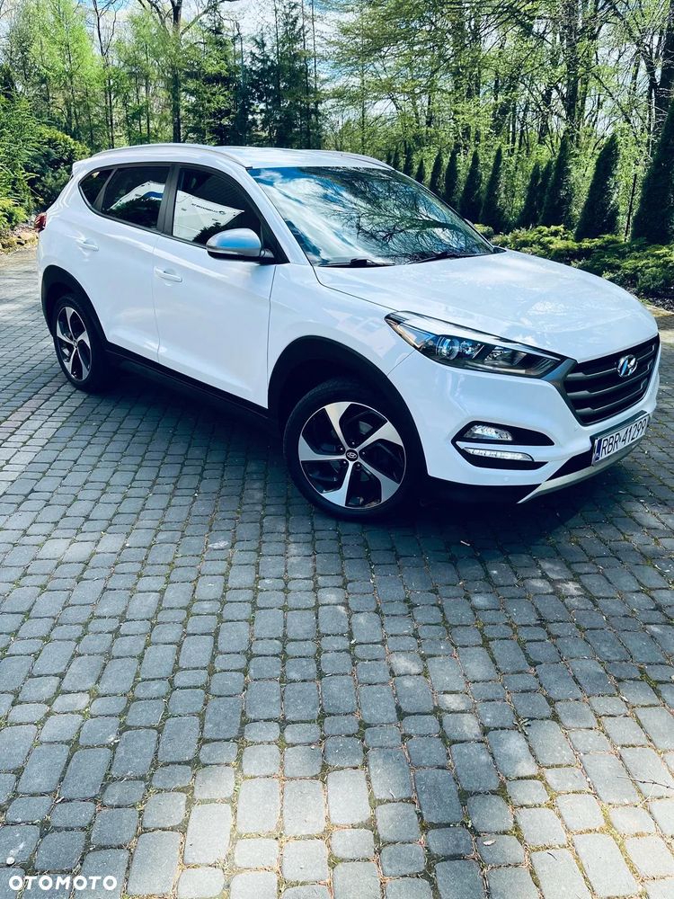 Hyundai Tucson blue 1.7 CRDi 2WD Intro Edition - 4