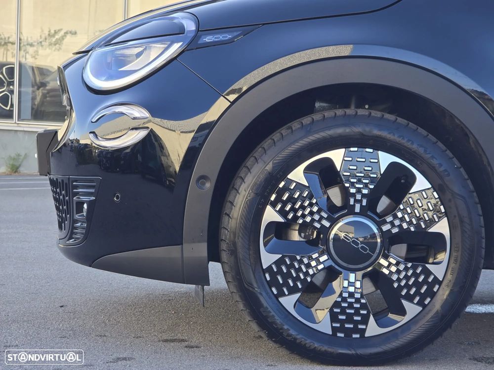 Fiat 600 1.2 Hybrid La Prima - 12