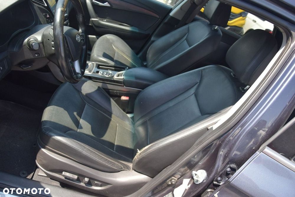 Hyundai i40 - 16