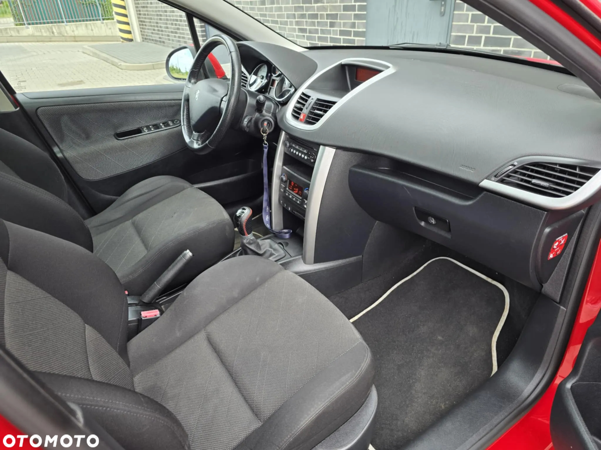 Peugeot 207 1.6 Premium - 19