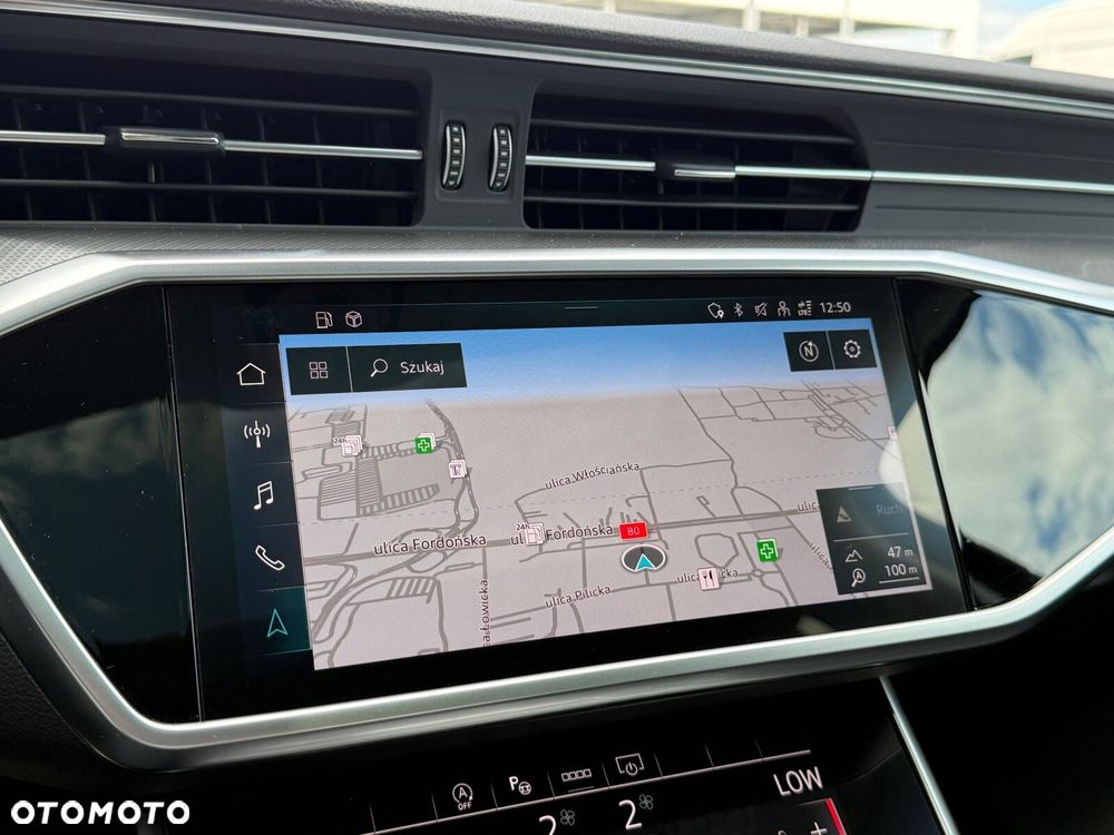 Audi A6 Avant - 32