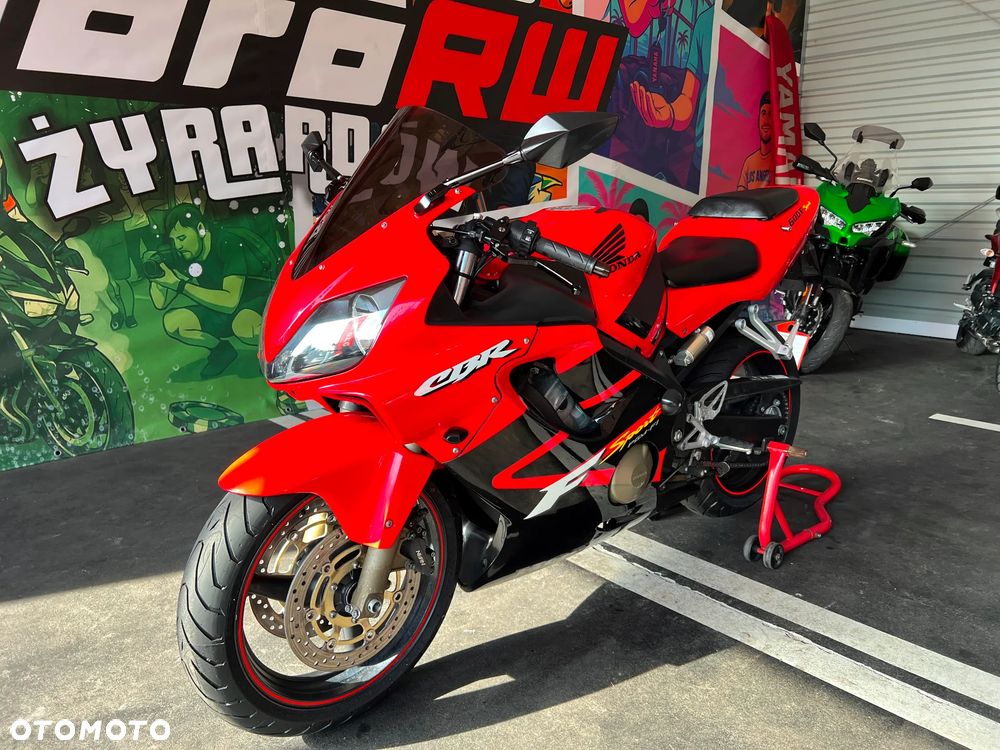 Honda CBR - 16