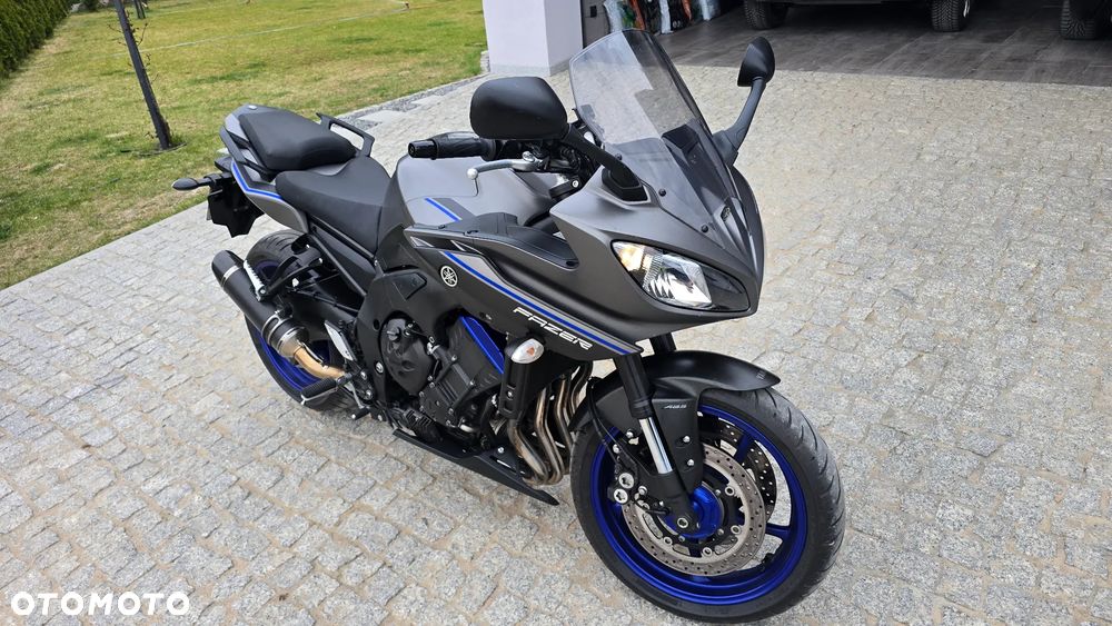 Yamaha FZ8 - 1